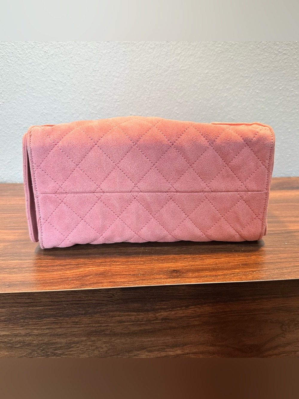 RARE CC 25 Baby Pink Small Suede Quilted Drawstring Chain Shoulder Bag - Picture 10 of 16